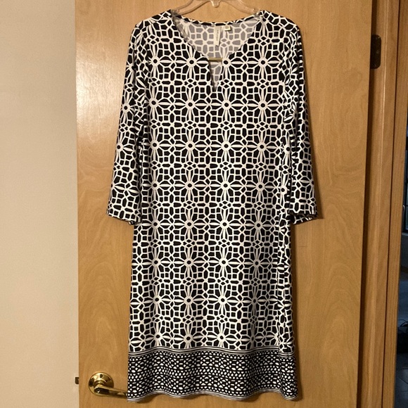 Tacera Black and White Dress - Picture 1 of 3